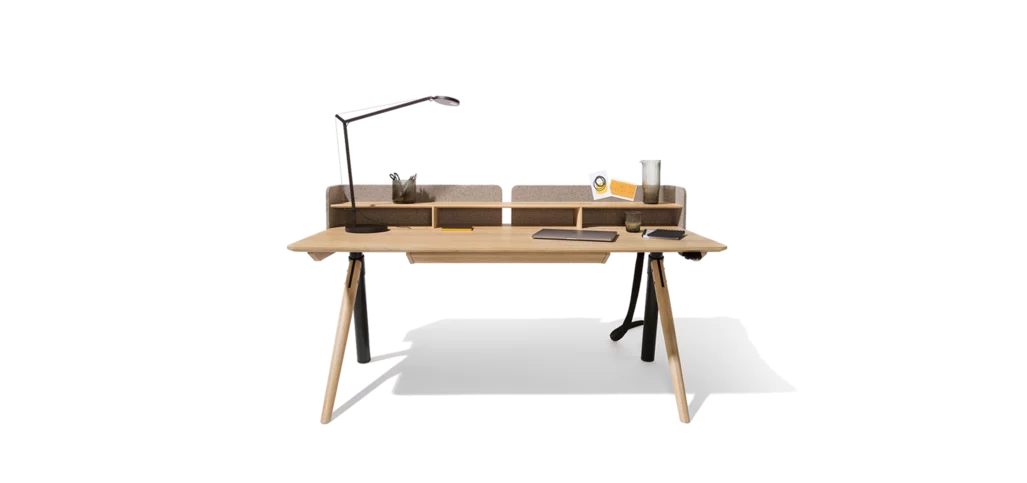 Schreibtisch «Pisa» von «Team7»