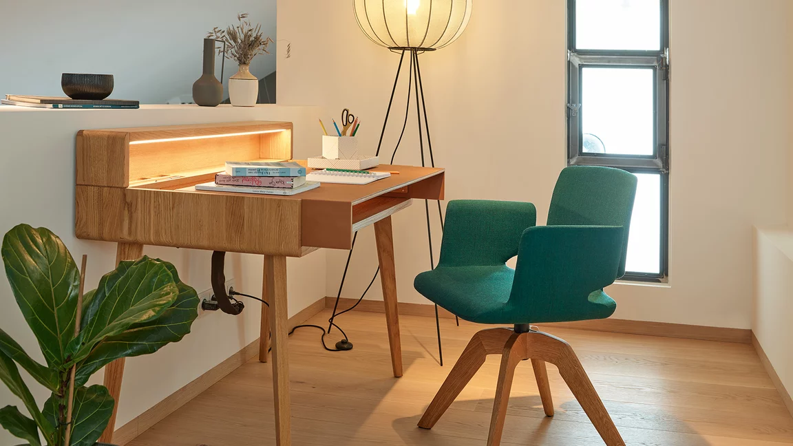 Schreibtisch «Sol» von «Team7»