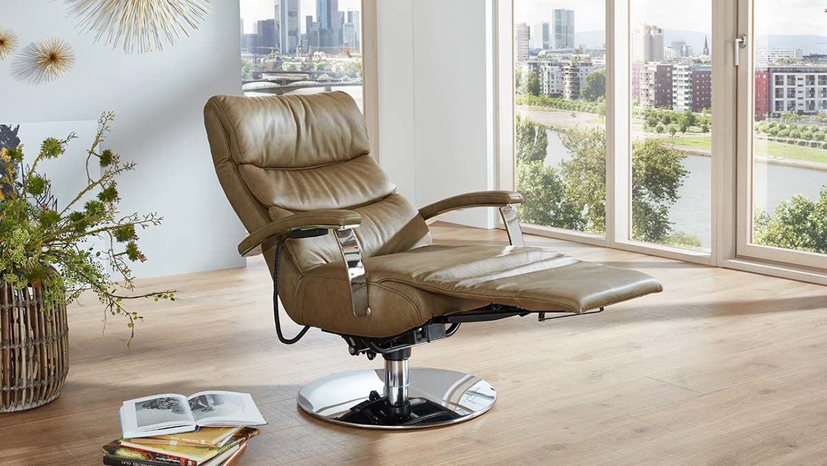 Relaxsessel 7963 von Himolla in einem braunen Leder