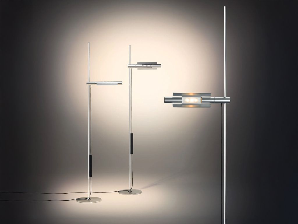 Lampe Halo LED S von Baltensweiler in verschiedenen Positionen