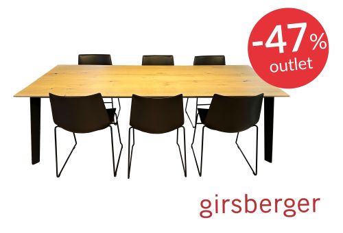 Massivholztisch und 6 Stühlen der Marke «Girsberger»