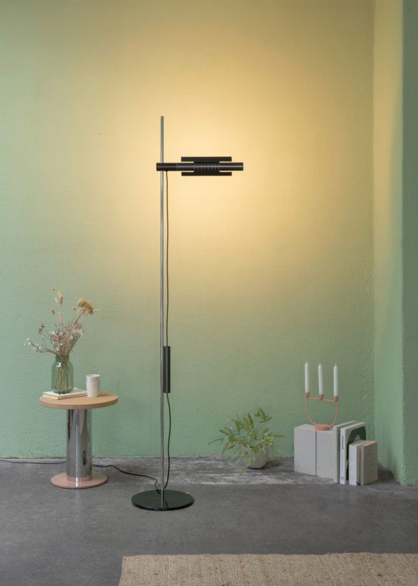 Stehleuchte «HALO LED S» von «Baltensweiler»