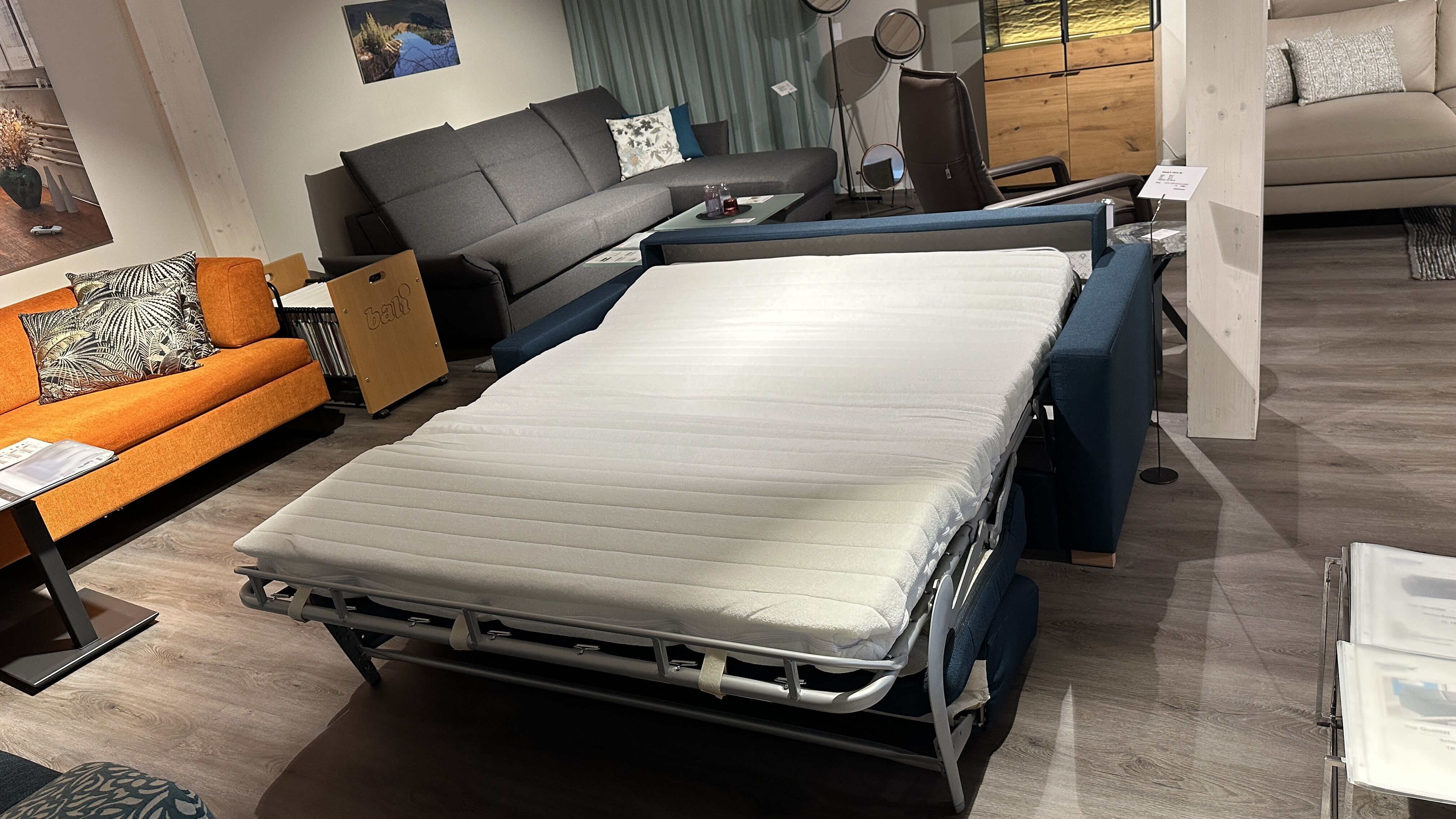 Hochwertiges Designer-Bettsofa, die sich Ihren Bedürfnissen anpasst